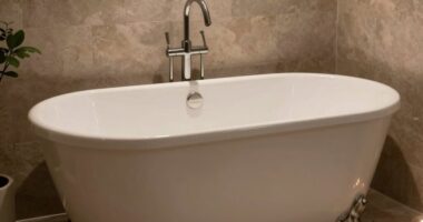 bathtub shape influences ambiance