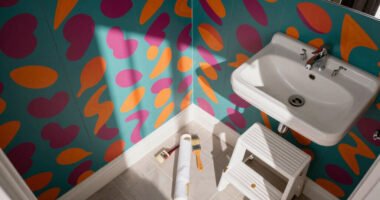13 Best Psychedelic Bathroom Wallpaper for Vibrant Style in 2027